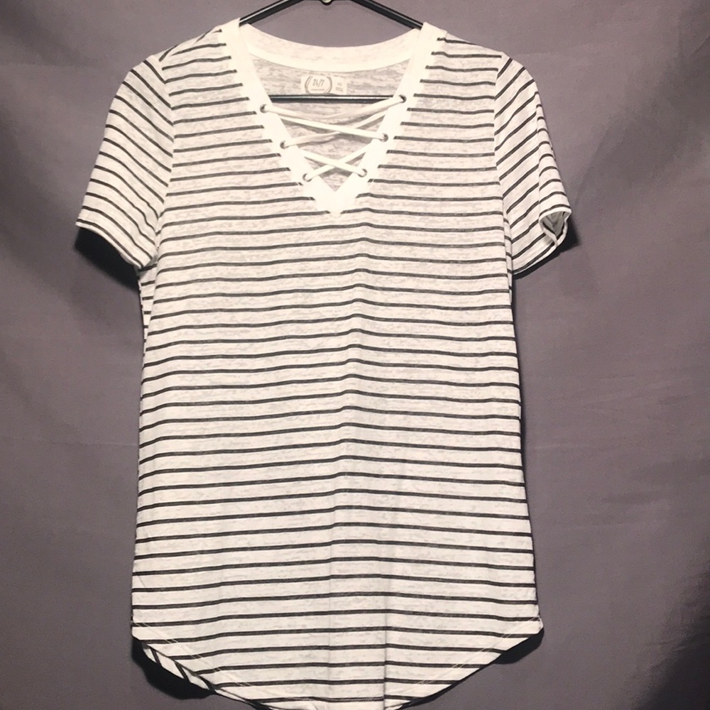 Maurice’s 27/7 Tee.